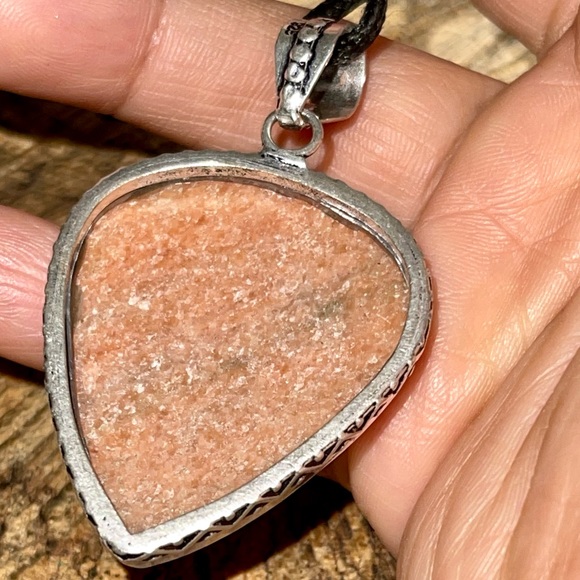 Beautiful Peach Moonstone Pendant 2” - Picture 11 of 13